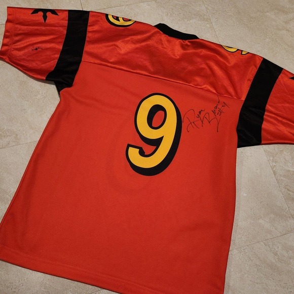 VTG New Haven Ninjas Arena Football TEAM SIGNED AUTOGRAPHED Jersey - Picture 14 of 16